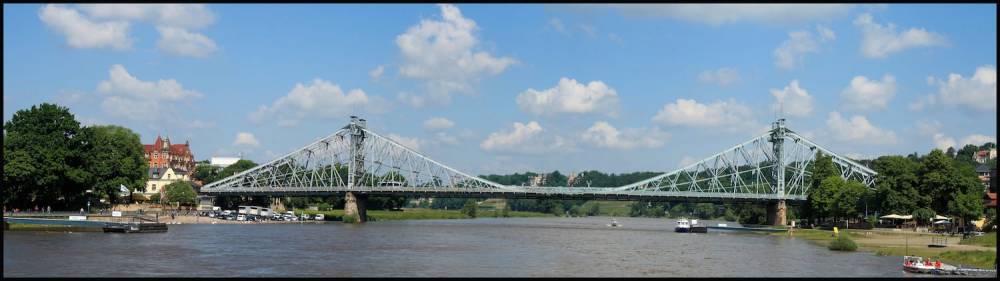 Das blaue Wunder in Dresden