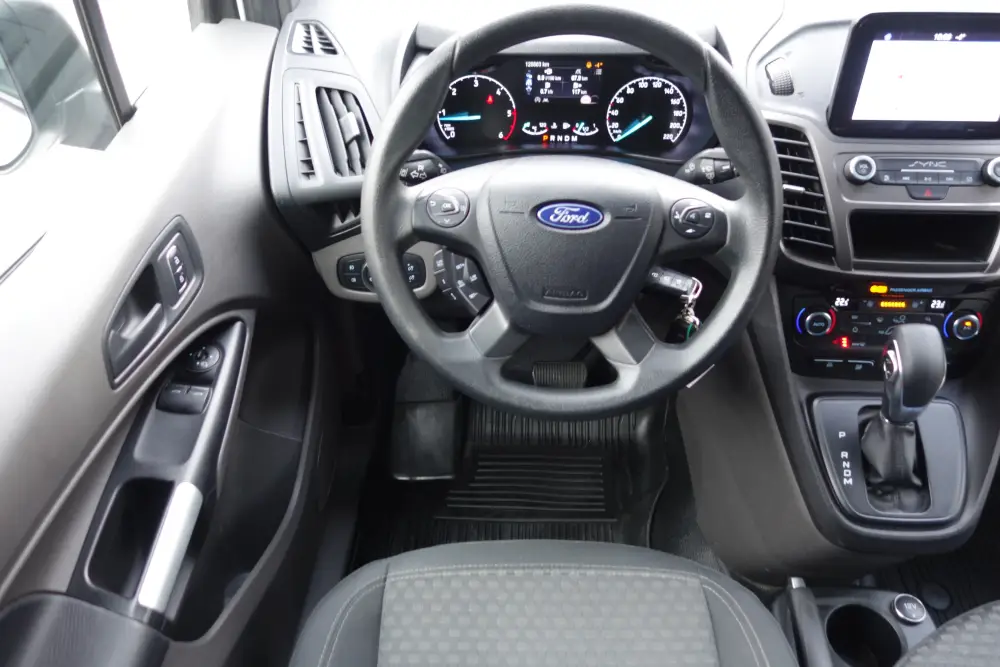 Cockpit Ford Transit Connect V408 Facelift 2018