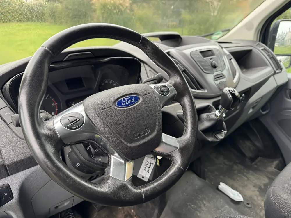 Cockpit Ford Transit V363 Facelift 2014