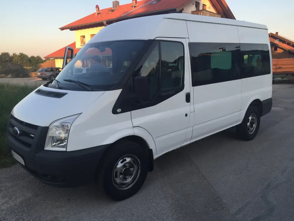 Frontansicht Ford Transit Tourneo Facelift 2006